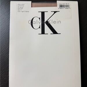 Calvin Klein Sheer Pantyhose Color light 3: Bare, size 3 NIP